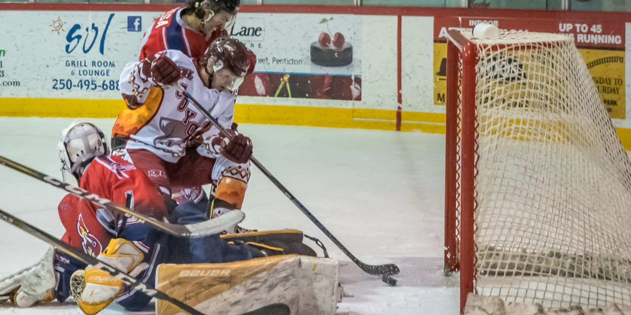 Coyotes blow out Sicamous 9-1, following wins over Summerland, Princeton