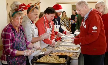 Osoyoos Baptist Church serves Christmas dinner for 180 people