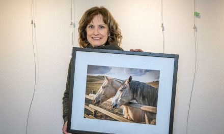 Osoyoos photographers open exhibition at art gallery