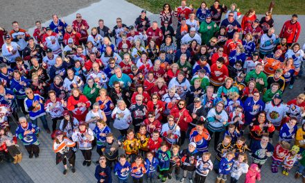 Osoyoos pays tribute to Humboldt, Saskatchewan and their Broncos
