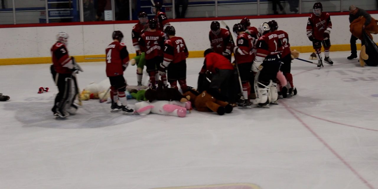 VIDEO: Osoyoos Coyotes’ annual Teddy Bear Toss