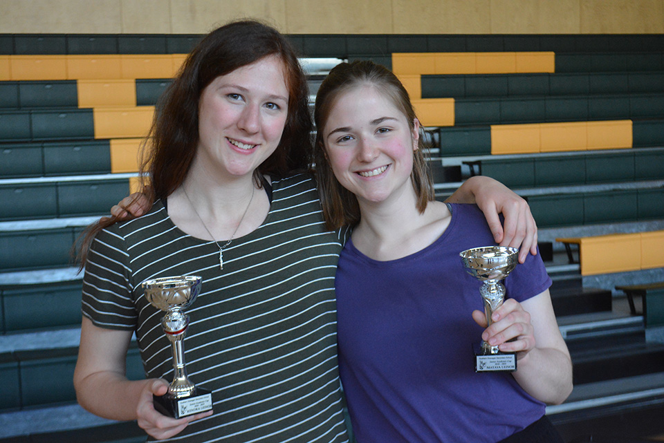 Sisters take top academic awards at SOSS