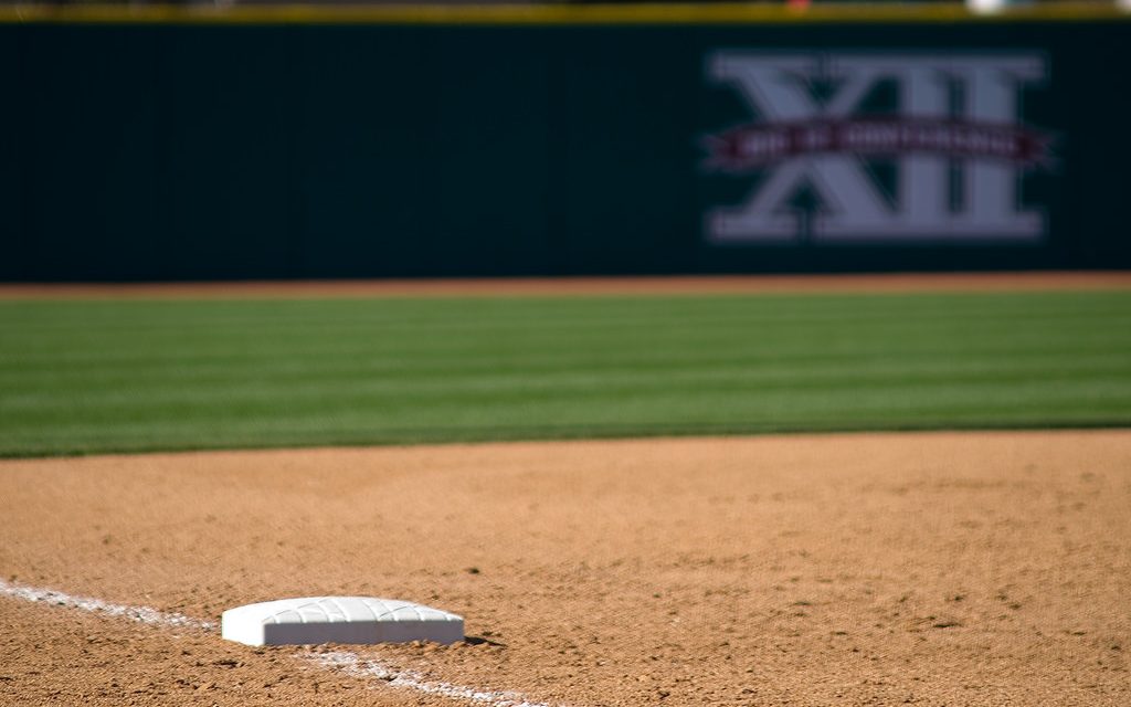 Oliver mixed slow-pitch accepting new teams