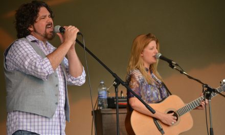 Zack, Johnson bring soulful country to Oliver