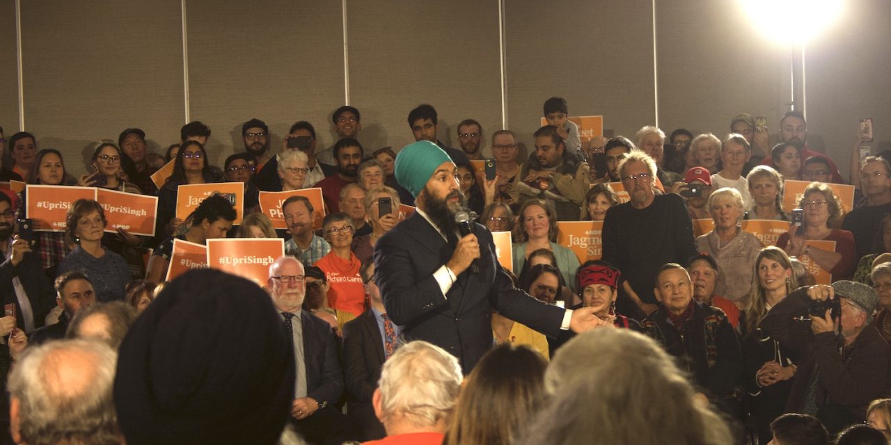 NDP leader rallies in Penticton as election nears
