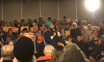 Singh rallies in Penticton as election day nears