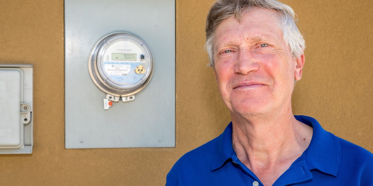 Electricity rate critic applauds proposed return to single-tier rate, but angered it will take five years