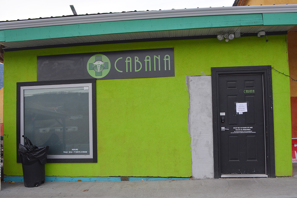 Licensing hiccup closes cannabis shop