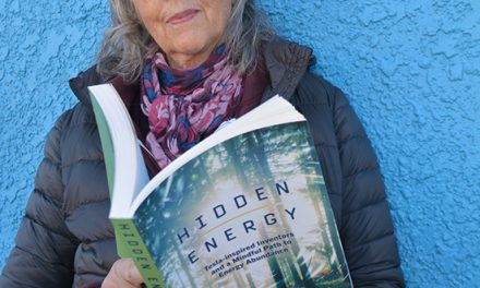 Manning uncovers ‘Hidden Energy’ in new book