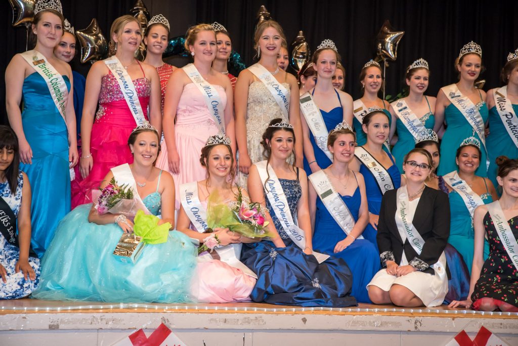 Incoming and outgoing Osoyoos Royalty pose for photos with some of the visiting Royalty and ambassadors from around B.C. (Richard McGuire photo)