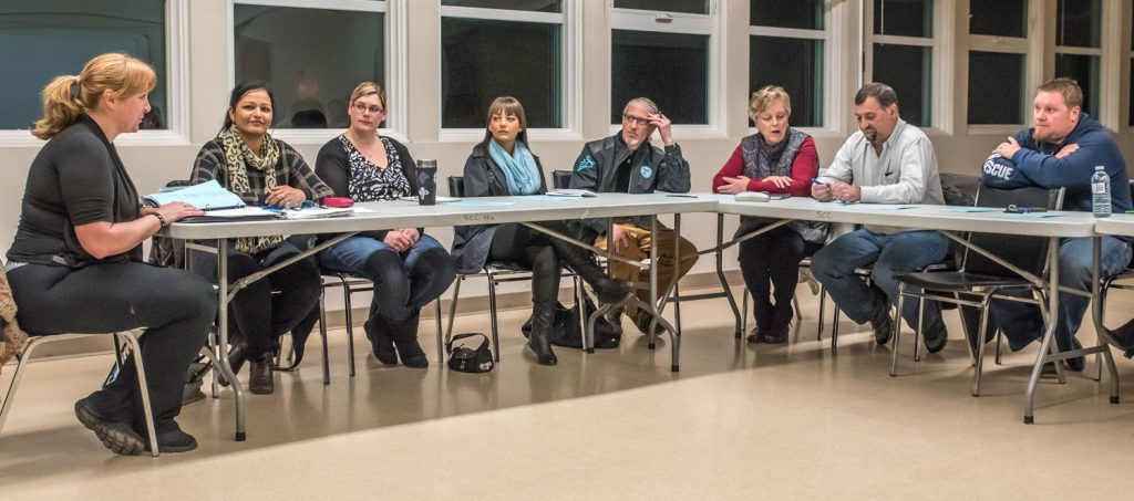 Brenda Dorosz (left), chair of Save Our Schools (SOS), spoke to members of her committee last Thursday about new information she'd obtained in an effort to keep Osoyoos schools open. (Richard McGuire photo)