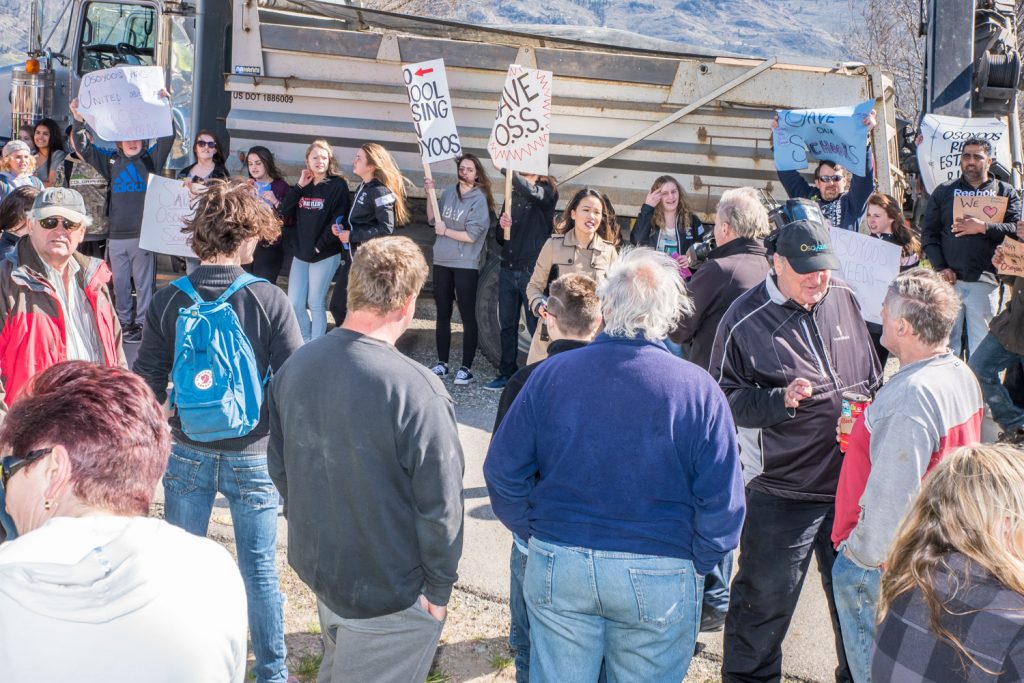 Students, parents, business people -- hundreds from the Osoyoos community came out. At right former Mayor Stu Wells chats with a resident. (Richard McGuire photo)
