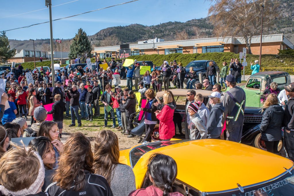 A crowd of hundreds gathered in front of Osoyoos Secondary School to send a message to School District 53 and the provincial government. (Richard McGuire photo)