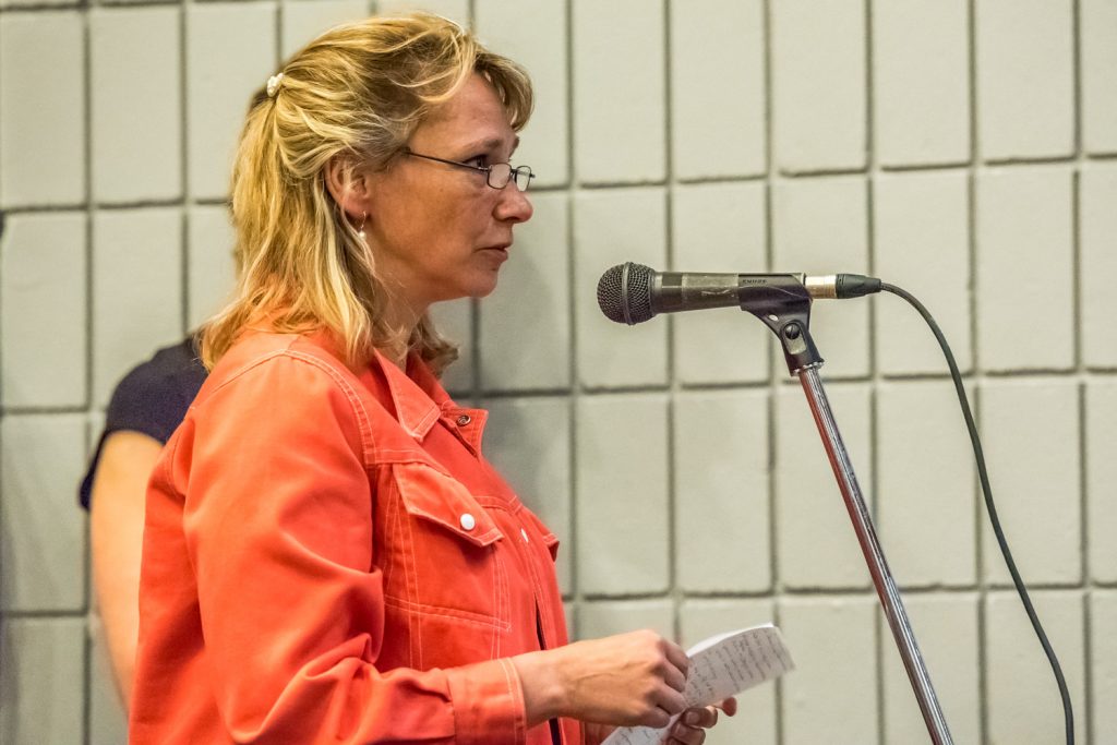 Michelle Nehring, president of the OSS Parent Advisory Council, gives a last plea to trustees to keep her school open. Minutes later, they voted to close it. (Richard McGuire photo)