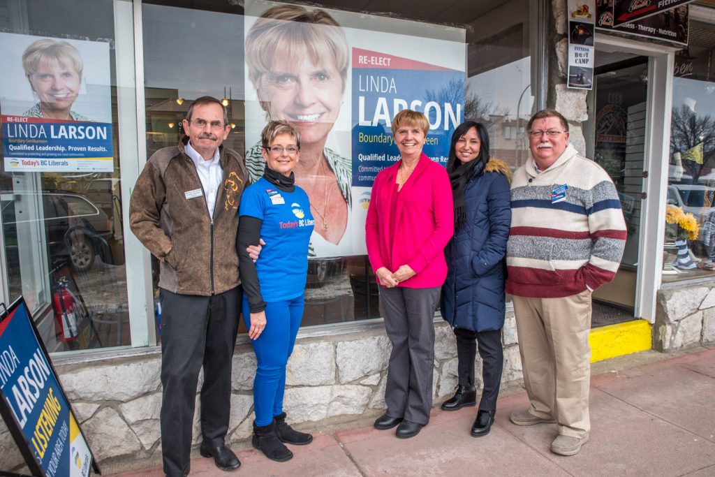 Linda Larson (centre) opened an Osoyoos campaign office on Saturday that will be used in her campaign to seek re-election as the MLA for Boundary-Similkameen. She earlier opened campaign offices in Princeton, Oliver and Grand Forks. Pictured from left are Gordon MacIvor, riding association treasurer; Cher Wyers, a member from Grand Forks; Larson; Ashley Spilak, regional organizer for the B.C. Liberals; and Everett Baker, campaign manager and riding association president from Grand Forks. (Richard McGuire photo)