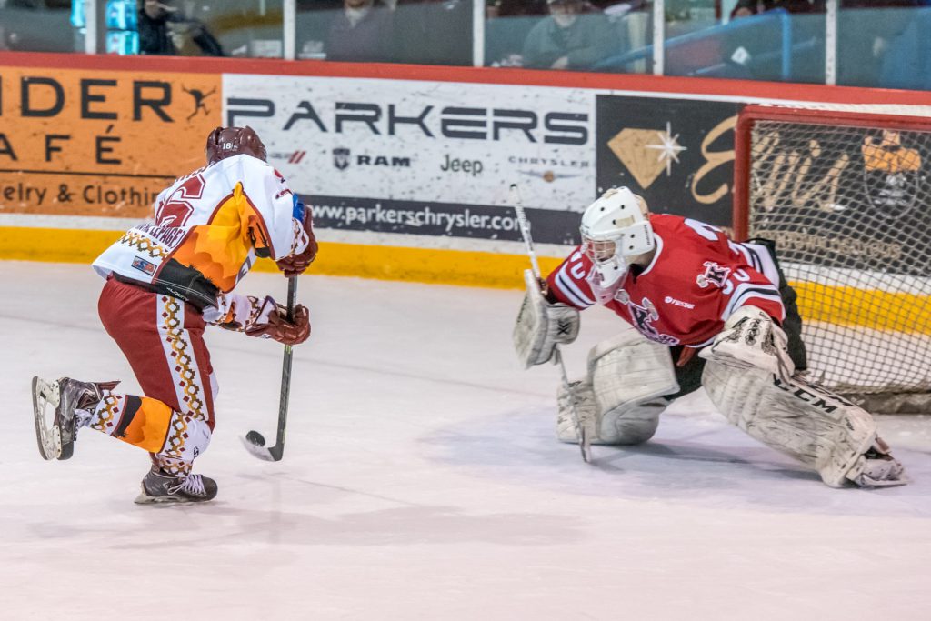 Carter Robinson got a breakaway late in the second period, but Kelowna goalie Brandon Gaucher managed to foil him. (Richard McGuire photo)
