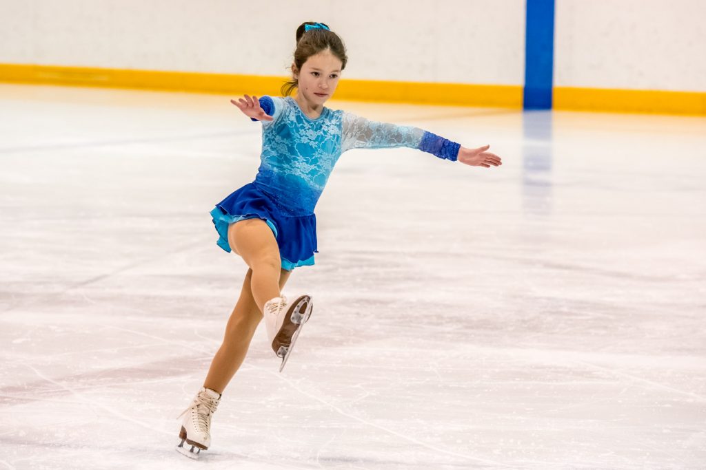 Willow Logan, in the Star 2 Competition Program, does a solo skate. (Richard McGuire photo)