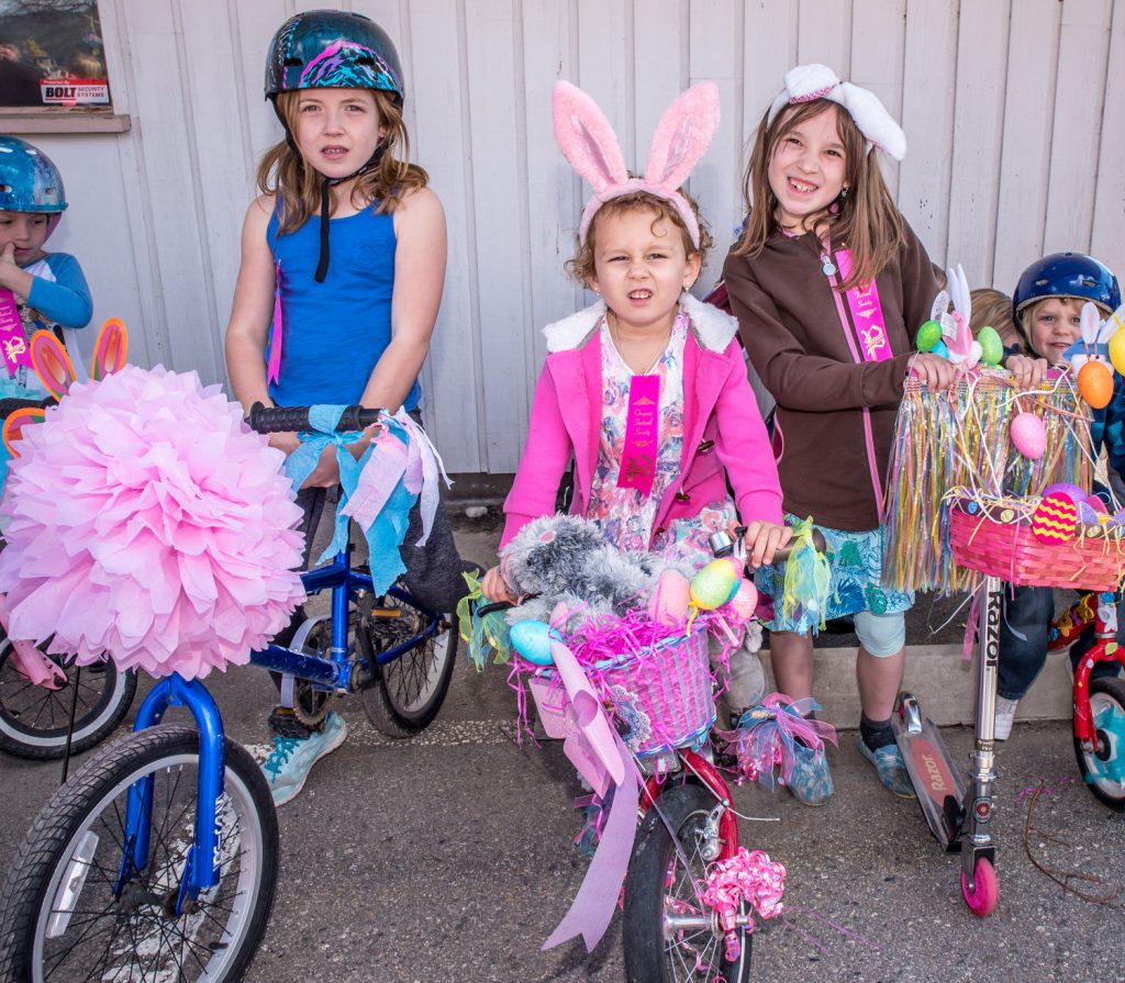There were some beautifully decorated bicycles in the Kiwanis Bike and Trike judging. From left are Kendra Strumpski, 8, from Kamloops, Tessa Mason, 4, from Okanagan Falls, and Brooklyn Pires, 7, from Osoyoos. (Richard McGuire photo)