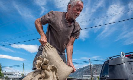 UPDATED: Residents sandbagging as lake passes 914-foot mark