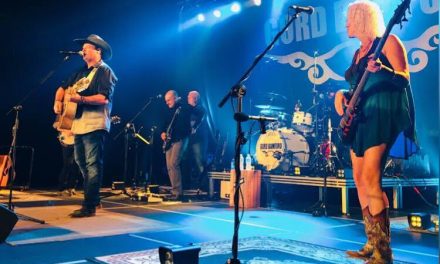 Country music stars and NHL alumni come together for new fundraiser
