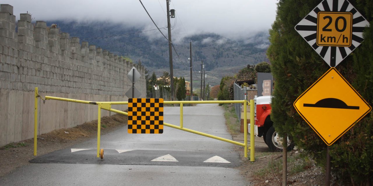 Council has to deal with complaints about Jackpine Lane traffic once again