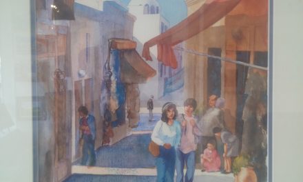Oliver Art gallery features figures