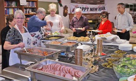 Osoyoos Seniors Centre rings in the New Year