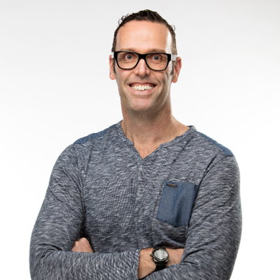 Osoyoos radio host coming up on 3,000 shows