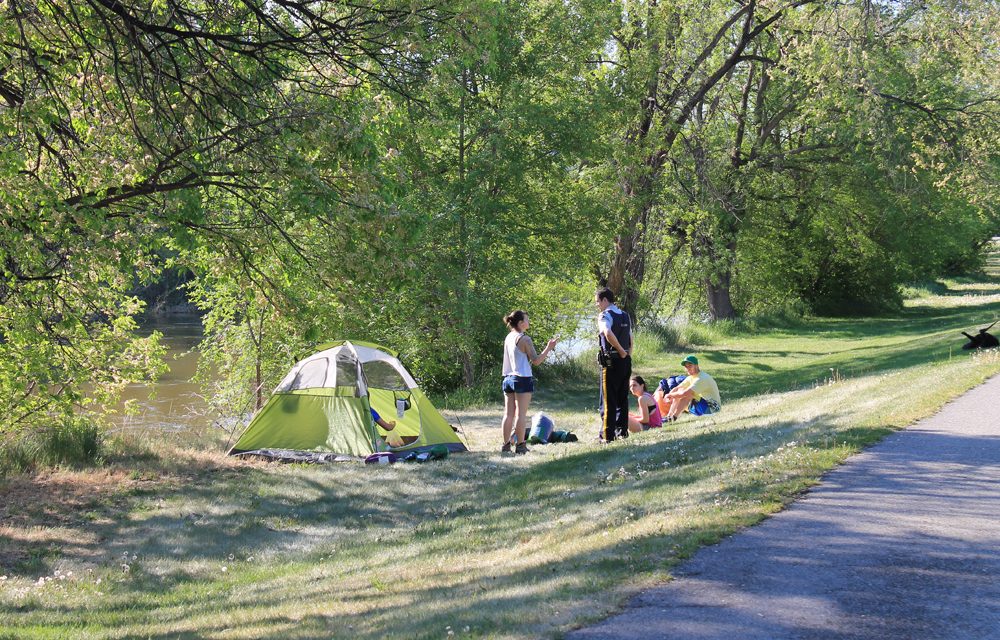Bylaw-flouting transients worry locals