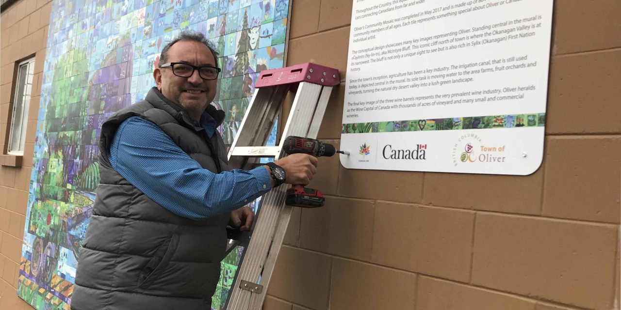 Canada 150 mural acknowledged with new recognition signage