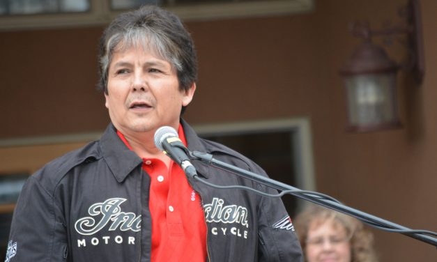 Chief Clarence Louie endorses Veintimilla