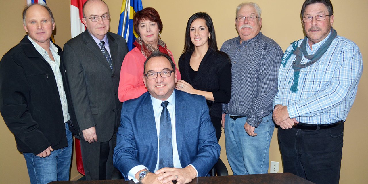 Bennest resigns from Town council