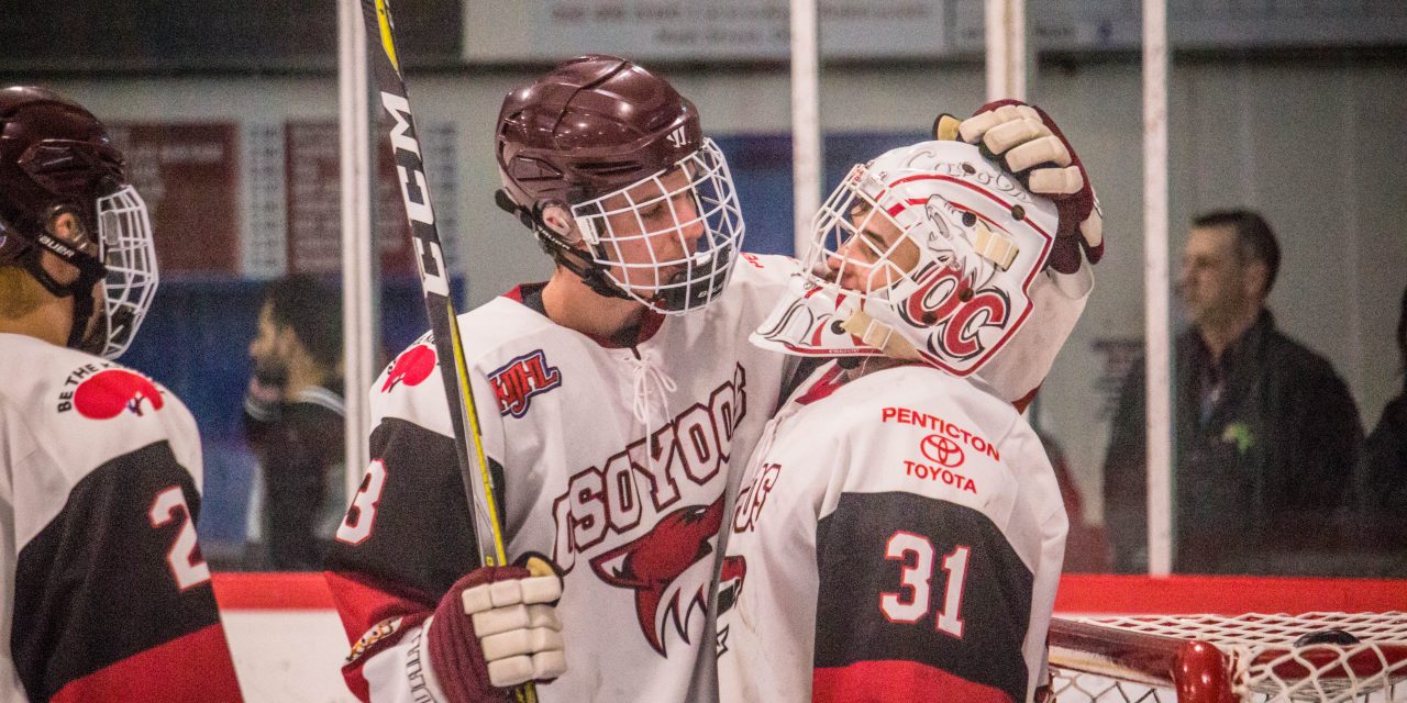 Former Coyotes goalie signed by Victoria Vikes