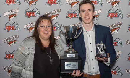 Coyotes end season with awards gala
