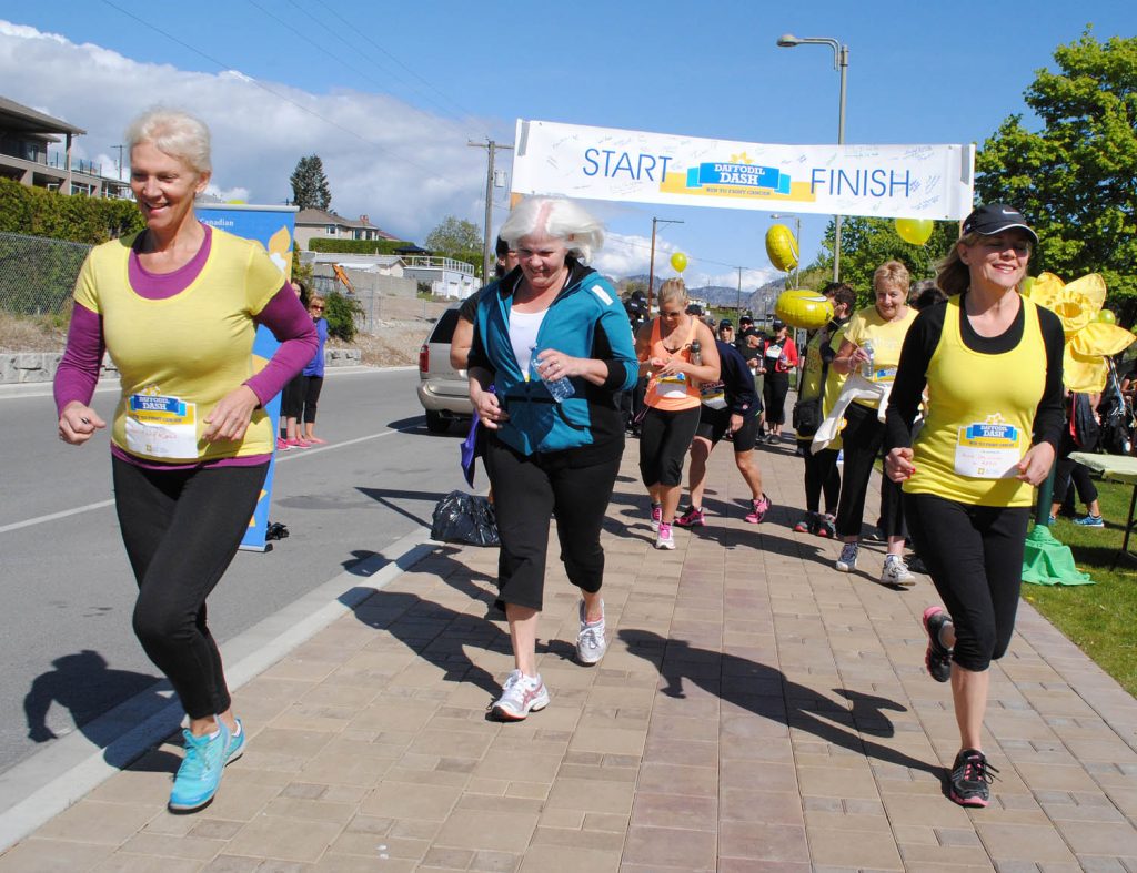 The inaugural Osoyoos Daffodil Dash, which replaced the Canadian Cancer Society’s annual Relay for Life event, attracted a good crowd of 45 participants this past Sunday. All participants were asked to complete the course and raise $150 in pledges or make a personal contribution to the cancer society. Organizer Jennifer Dies was thrilled with the response to the first-time event. (Dale Cory photo)