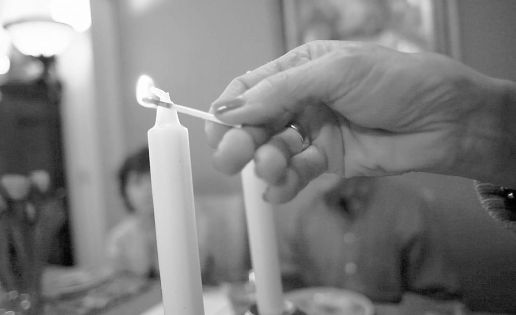 Recognizing that not everyone is happy, jovial and content over the Christmas holiday season, several local churches from Oliver, the Desert Valley Hospice Society and Nunes-Pottinger Funeral Home have organized the Blue Christmas service in Oliver Saturday night. The event will be held at the Oliver Lutheran Centre at the corner of Okanagan Street and Veteran’s Way Saturday evening at 7 p.m. Residents from Oliver and Osoyoos traditionally attend the Blue Christmas service. (Photo supplied)