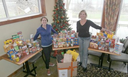 Osoyoos Golf Club collects food for Osoyoos Food Bank