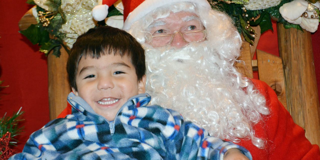 Osoyoos boy meets Santa at Oliver’s Lite-Up