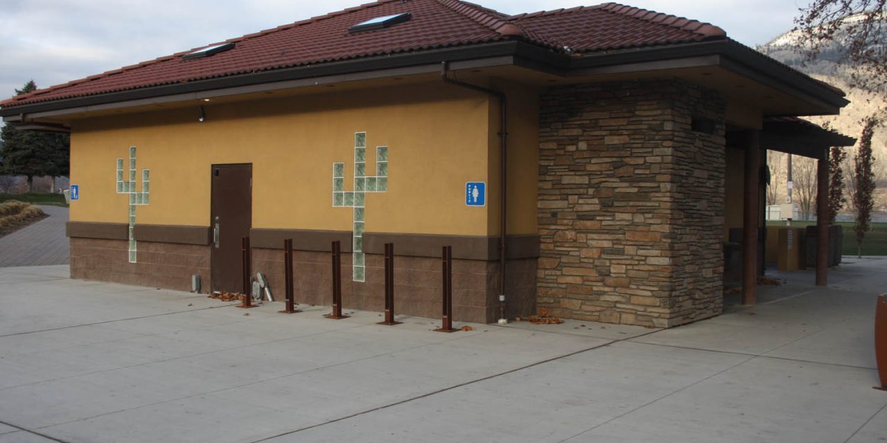 Osoyoos park washrooms return to regular hours