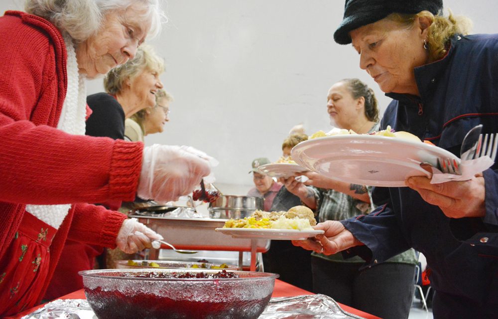 Lineup never ceased for Christmas dinner in Oliver