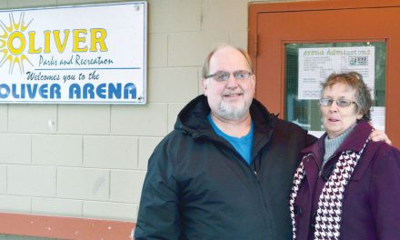 Town of Oliver will be in the running for prestigious title of Kraft Hockeyville ’16