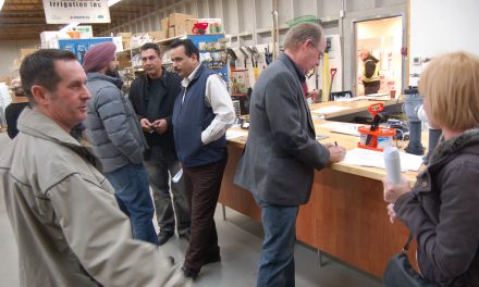 Property owners concerned about enforcement of highway commercial sign bylaw
