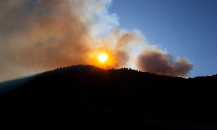 Firefighters head into another night fighting Richter Mtn. Fire