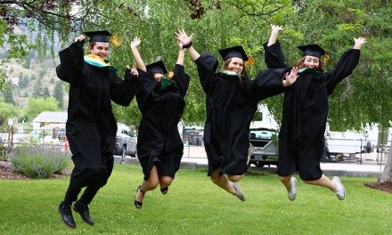 Oliver grads get inspiration from celebrities