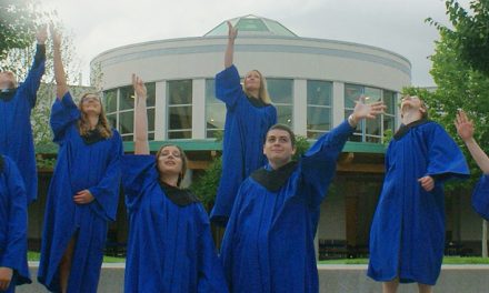 YouLearn grads urged to ’embrace the uncomfortable’