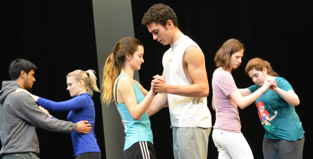Students present Grease next week