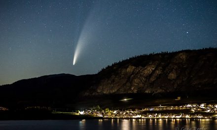 Osoyoos photographer captures once-in-a-lifetime comet