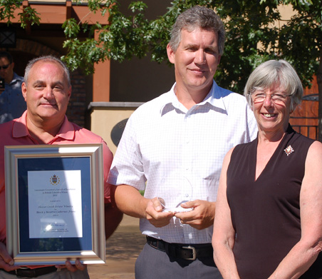 Hester Creek winery raises a glass to local growers