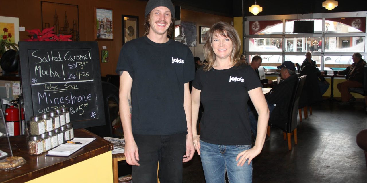 Osoyoos restaurant commits to supporting local artists and musicians throughout 2015
