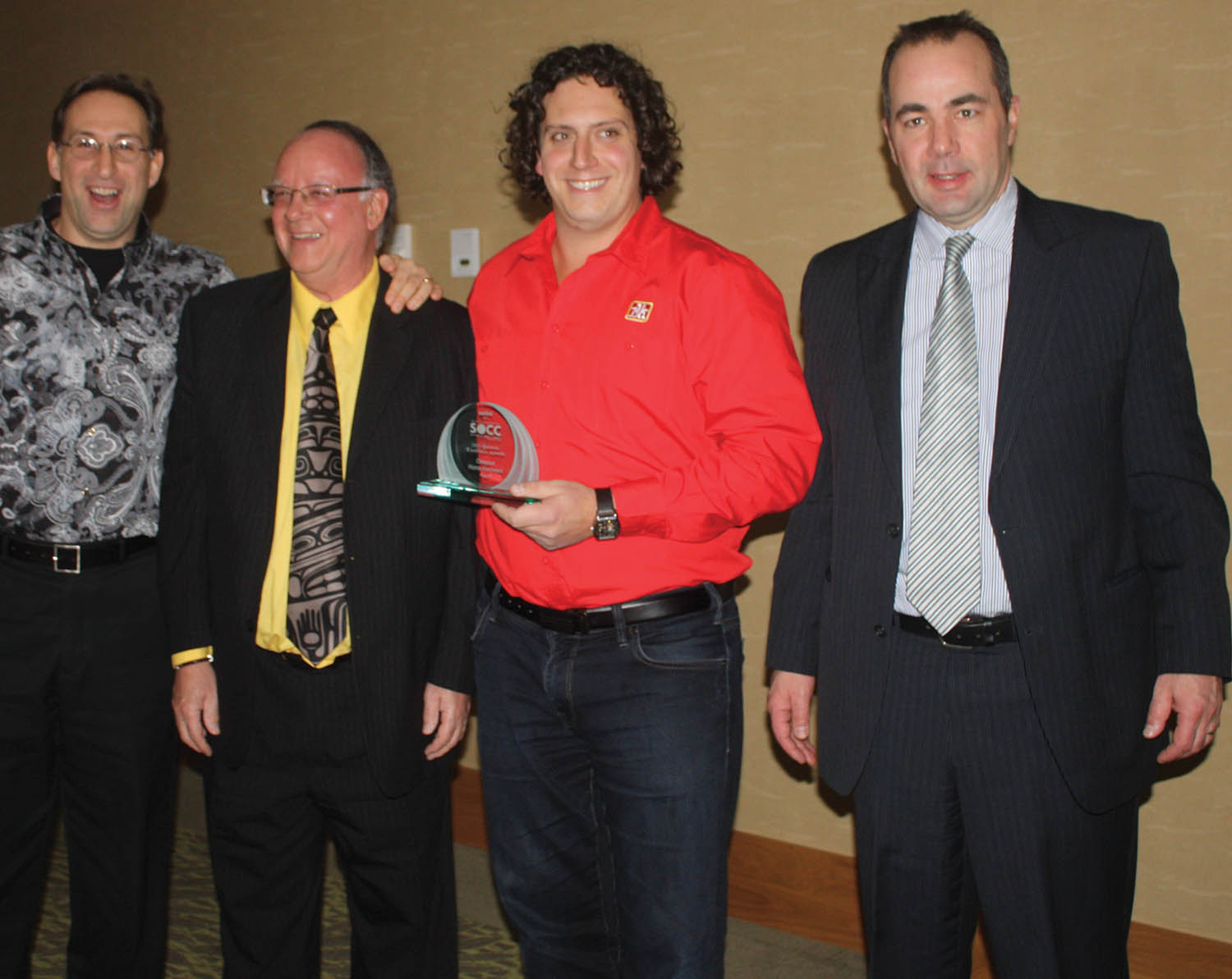Osoyoos Home Hardware receives top honour at 2014 SOCC Business Excellence Awards